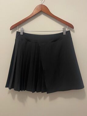 Lole Black Asymmetric Pleated Tennis Golf Skort